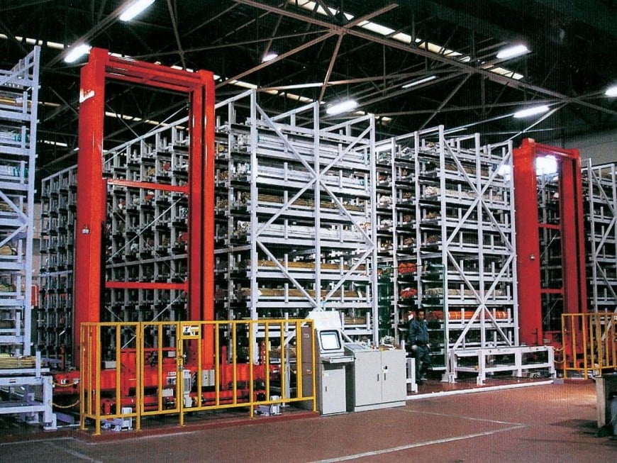 棒材収納用自動倉庫（2連x15列x9段、1200kg/P 2500L・3000L）